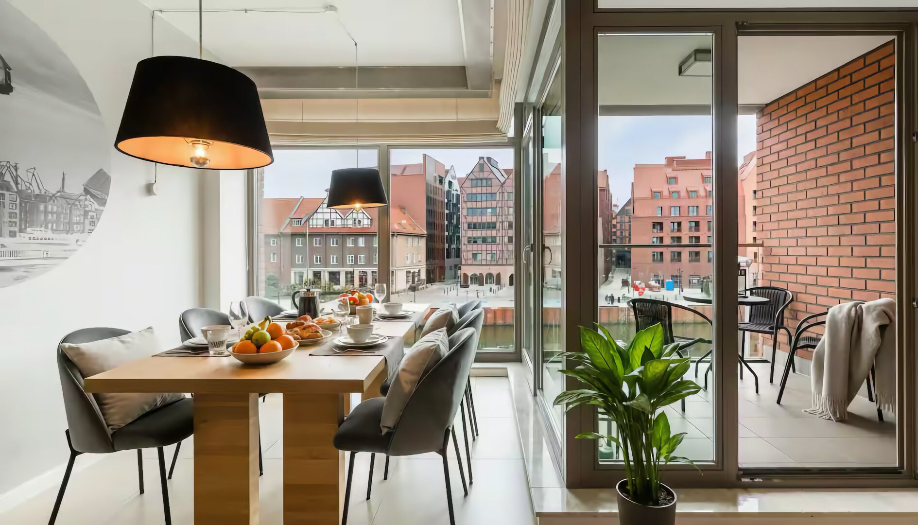 I GDAŃSK Śródmieście I Królowa Kier - 105m2, Widok Rzekę, Basen, 2 sypialnie z łazienkami 