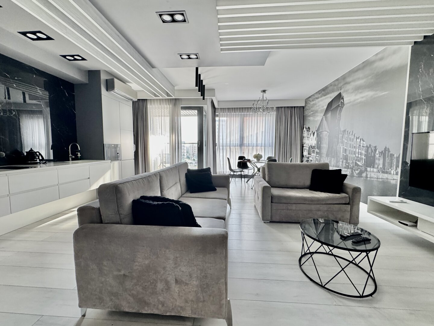 Comfy Apartments - 14